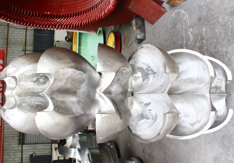 Pengeringan Minyak Pelton Turbine Generator Pelton Turbine Power Generator dengan badan besi cor