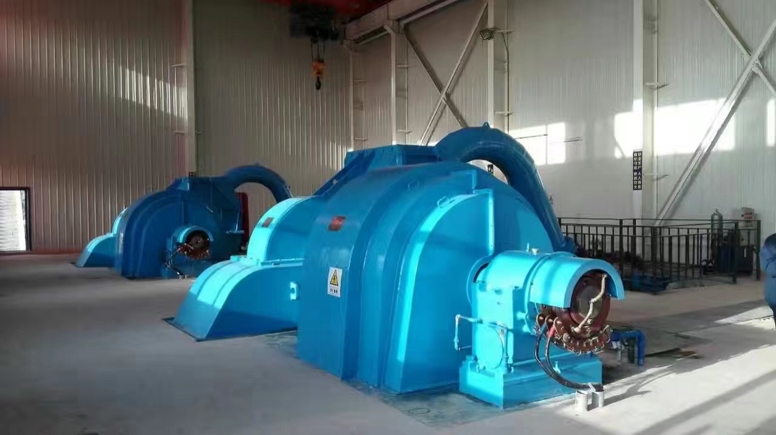 Kecepatan Pelton Turbine Generator 6-10kV Tegangan Nominal 500-3000r/min Kisaran Kecepatan
