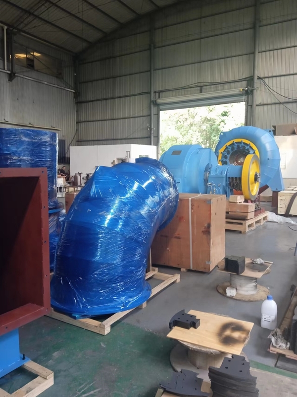 Power Francis Turbine Generator 300KW-20MW Kontrol otomatis 450-1000RPM 20m-300M Kepala 50Hz/60Hz