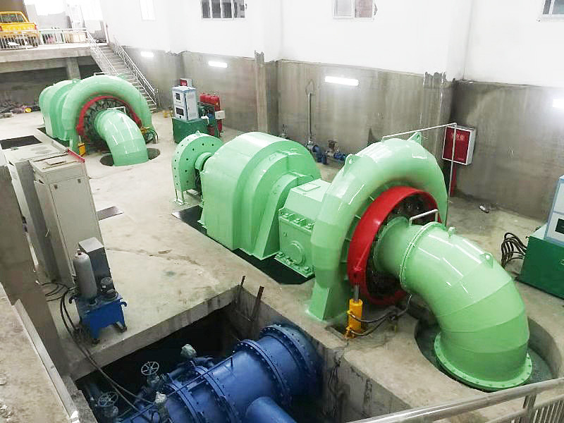 Kontrol otomatis 50Hz/60Hz Francis Turbine Generator 300KW-20MW Daya 400V-10kV Tegangan