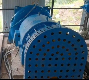 Efisiensi Turbin air dalam ruangan / udara luar ruangan / pendinginan air 220V-690V 200kw-20mw Daya keluar