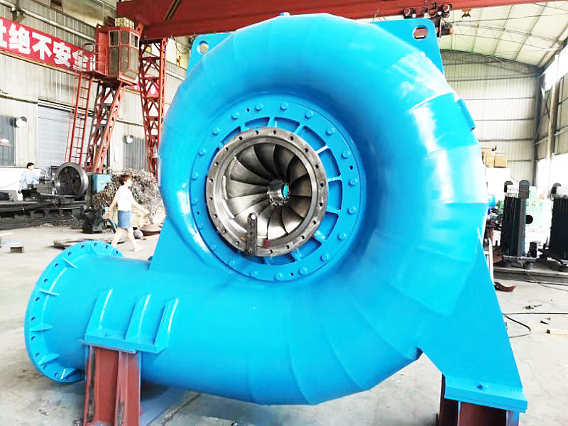 Generator turbin air instalasi vertikal/horisontal dengan tegangan nominal 220V-690V