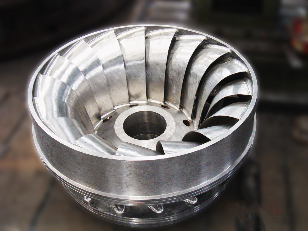 300KW-20MW Daya Nominasi Francis Hydro Turbine Generator dengan 450-1000RPM Kecepatan Nominasi