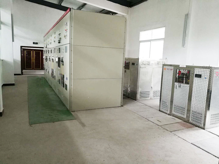 Generator Turbin Hidro 200kw-20mw khusus untuk operasi kepala air 5m-500m