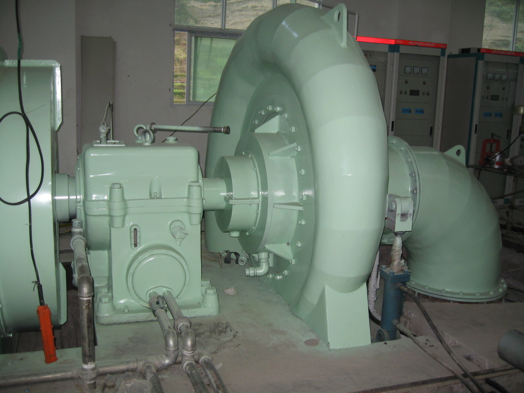 Durability Hydro Turbine Generator dengan stainless steel Runner Generating Power pada 450-1000rpm