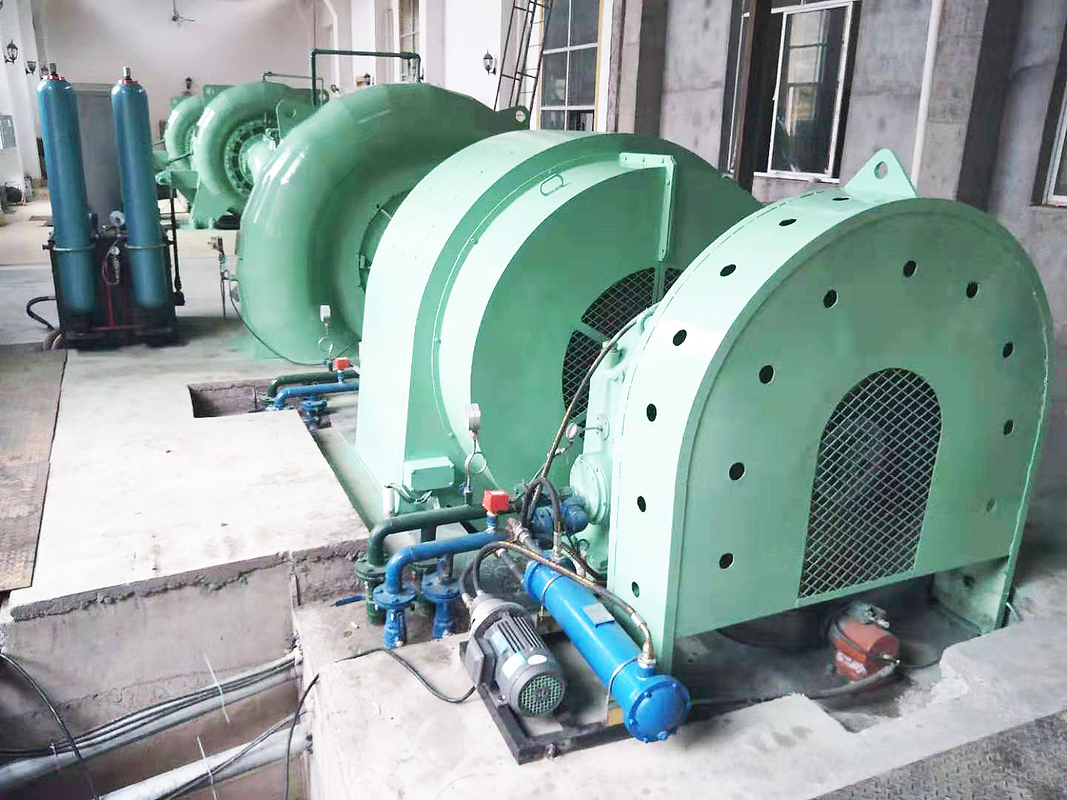 Generator Turbin Hidro Disesuaikan untuk 200kw-20mw Kapasitas 450-1000rpm 5m-500m Kepala air