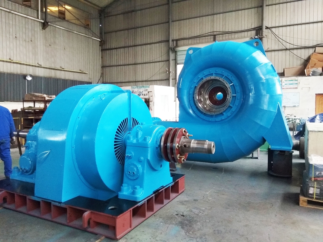 Generator Turbin Air Tanpa Sikat yang Disesuaikan dengan Kontrol Otomatis untuk Instalasi Vertikal