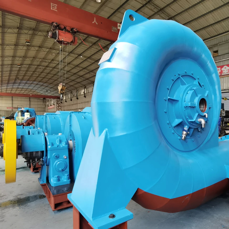 Power Water Turbine Generator Brushless 220V-690V 450-1000 RPM untuk Berbagai Aplikasi