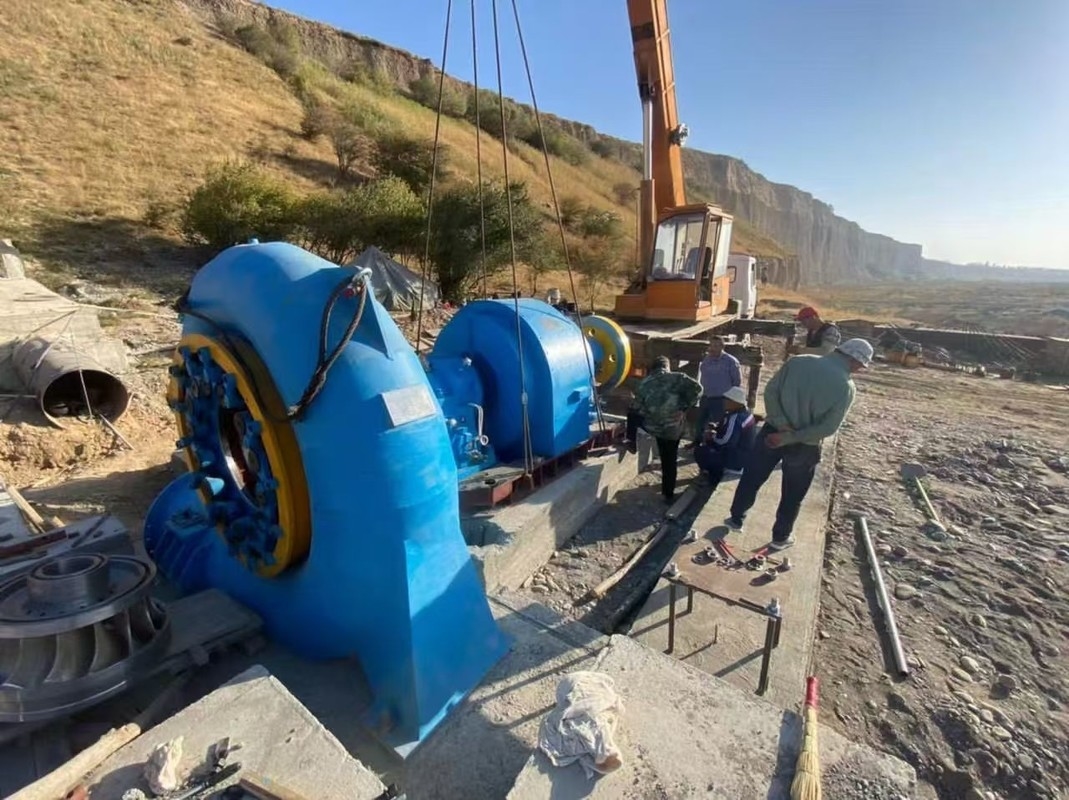 Kualitas Tinggi Jual Panas Generator Turbin Hidro Energi Air dan Energi Hidro suku cadang untuk pembangkit listrik kecil
