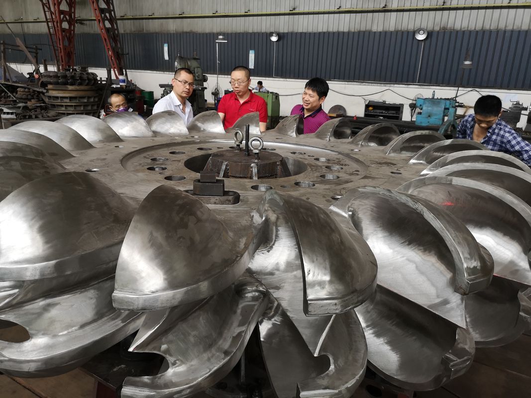 Diameter Inlet Disesuaikan 1-5 Meter Turbin Hidro Runner dengan dan Kecepatan Rotor Nominal 100rpm 200rpm 300rpm 500rpm 1000rpm