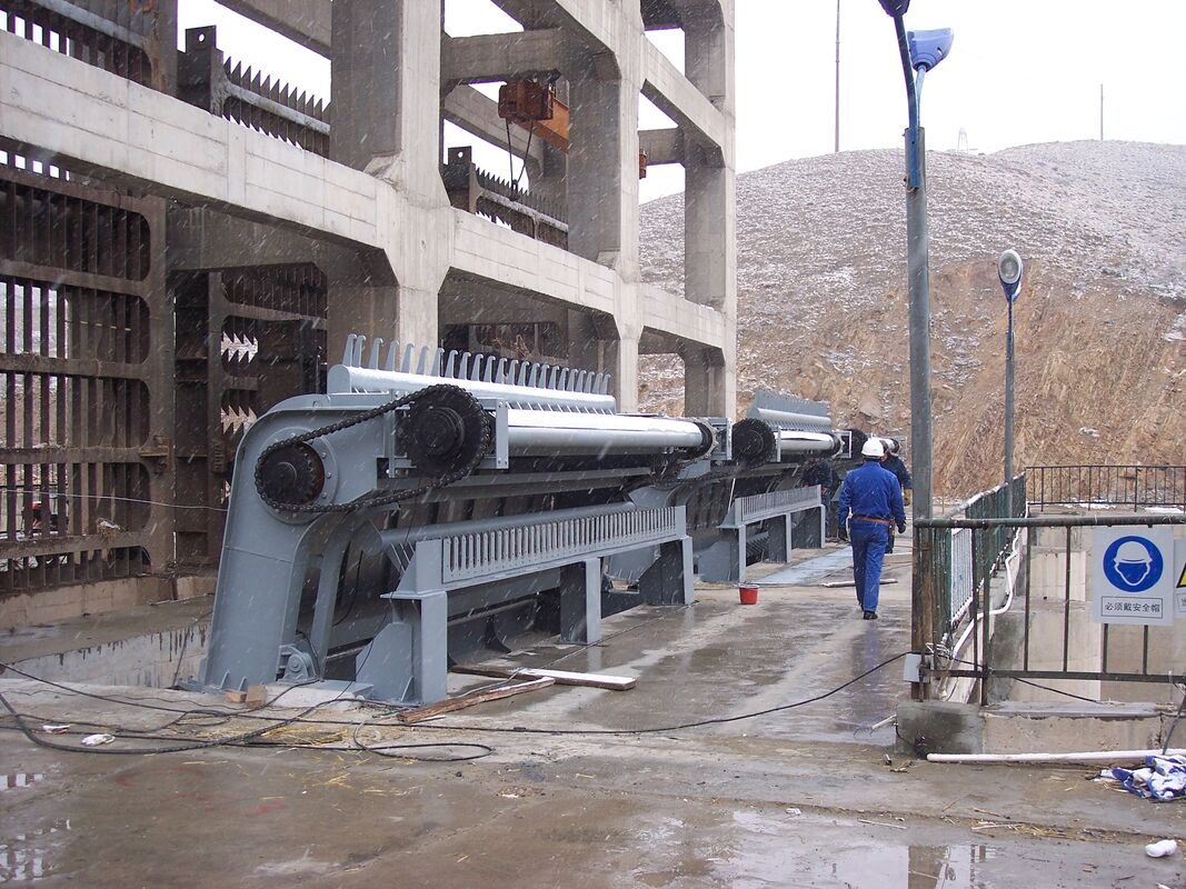 Mesin Pembersih Rak Sampah Ketebalan 4.5 hingga 16 Mm dengan Rentang Kecepatan 150RPM hingga 1000RPM dan Kompatibilitas Lebar Rak 0.5 hingga 3 Meter