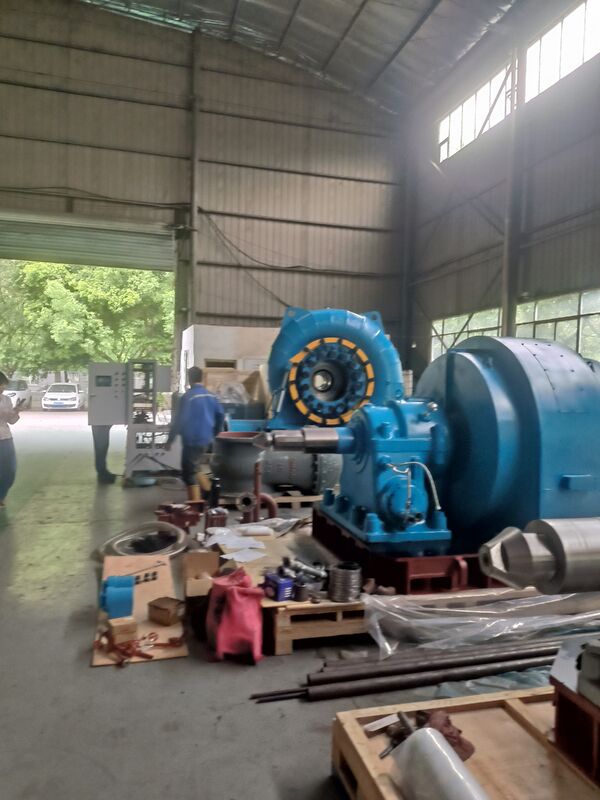 Generator Turbin Francis Baja Tahan Karat dengan Mode Kontrol Otomatis dan 450-1000 RPM untuk Solusi Energi Tenaga Air