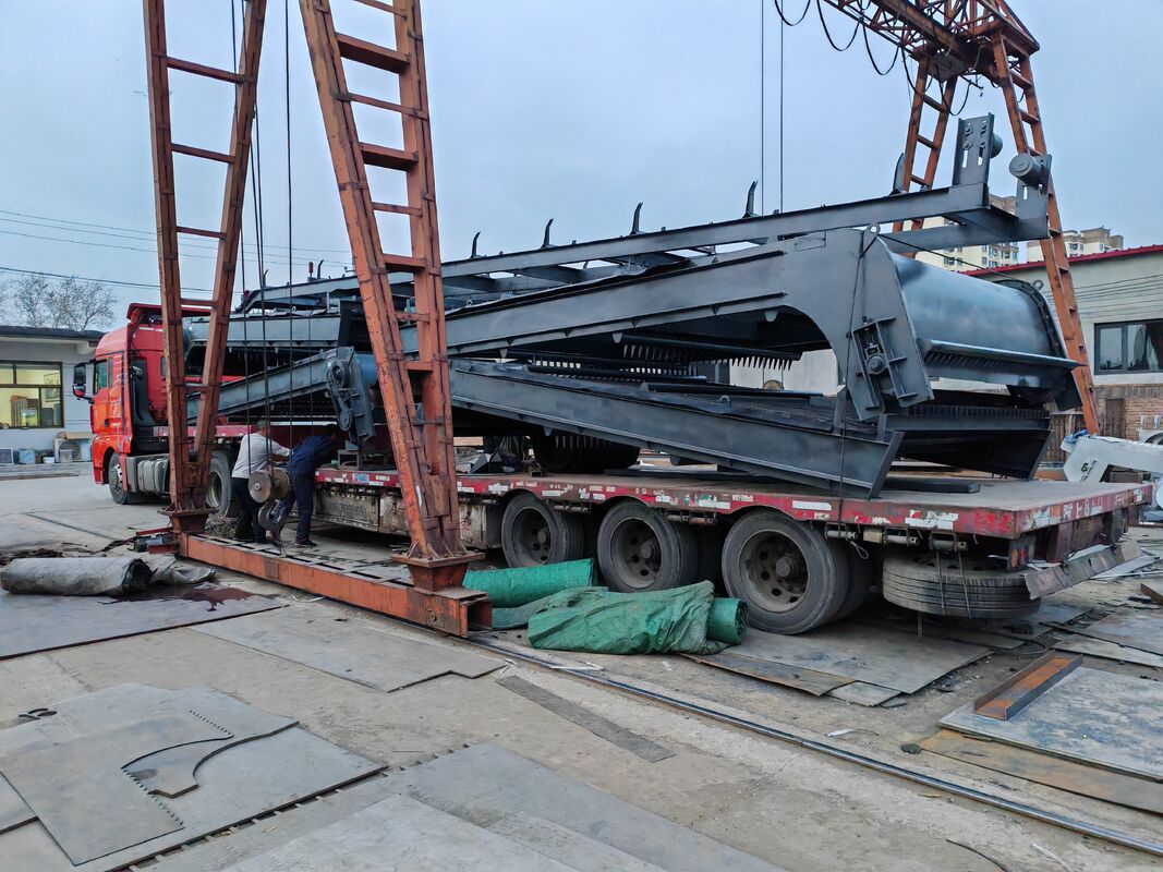 4.5 sampai 16 mm Ketebalan Mesin pembersih rak sampah dengan dimensi yang dapat disesuaikan dan operasi ramah lingkungan