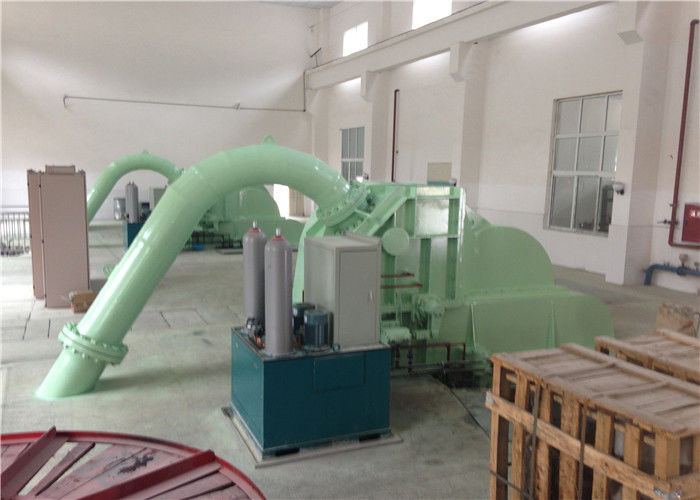 Kepala Tinggi 100m hingga 2000m Pelton Turbine Generator 200mm Diameter Isolasi Kelas FF Cocok untuk aplikasi tenaga air