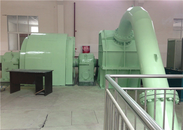 Kepala Tinggi 100m hingga 2000m Pelton Turbine Generator 200mm Diameter Isolasi Kelas FF Cocok untuk aplikasi tenaga air