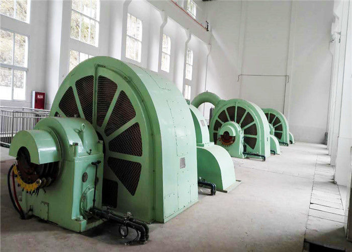 Kepala Tinggi 100m hingga 2000m Pelton Turbine Generator 200mm Diameter Isolasi Kelas FF Cocok untuk aplikasi tenaga air