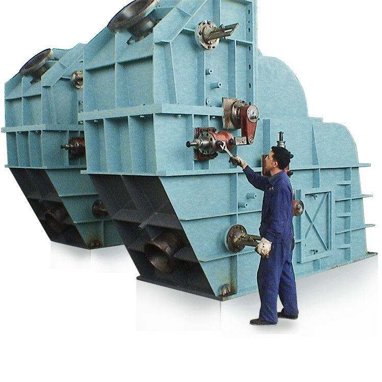 Generator Turbin Pelton Kepala Tinggi 100m Hingga 2000m Tegangan Terukur 6-10kV Direkayasa Khusus Untuk Produksi Energi Pembangkit Listrik Tenaga Air