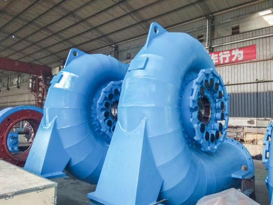 Vertikal atau Horizontal 450-1000RPM Kecepatan Nominal Francis Turbine Generator Dengan Riner Baja Rinsing