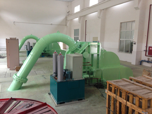 Efisiensi Pelton Turbine Generator IP54 Rating Air/Oil Cooling Speed Range 500-3000r/min