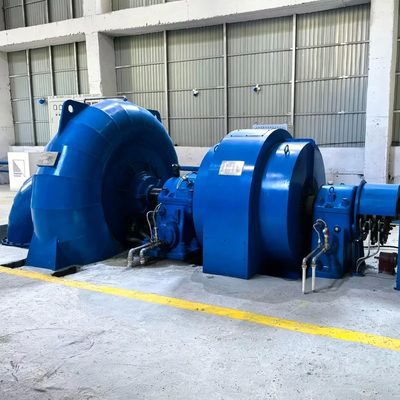 Pengatur 450-1000RPM Vertikal Francis Turbine Generator untuk Low Water Heads dari 20-300M