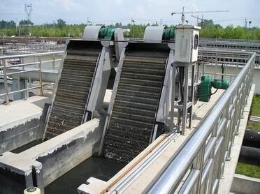 Unit pembersih logam keras yang menawarkan kemampuan kontrol PLC dan pemantauan jarak jauh untuk keunggulan pembersihan industri